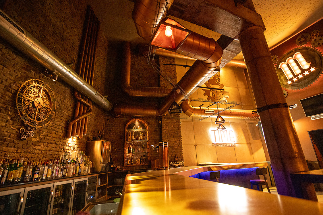 Sala The Time Club